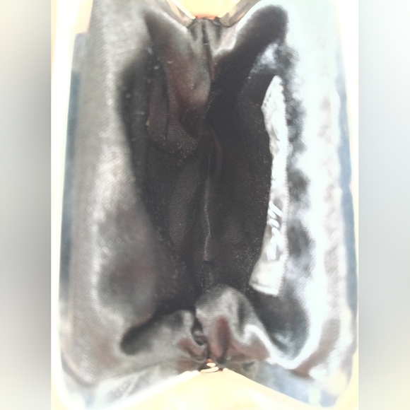 Vintage Vendula London Kiss Clasp Coin Purse - Picture 4 of 4